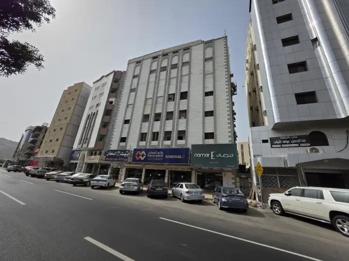 عمارة العزيزية - مكة - Manassat Real Estate Company