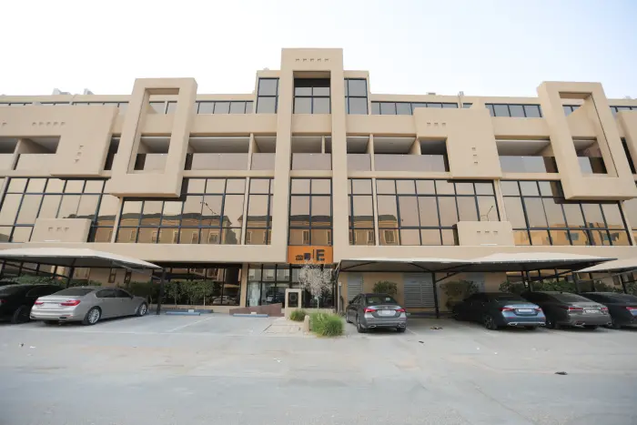 شقة حي قرطبة للايجار او البيع - Manassat Real Estate Company